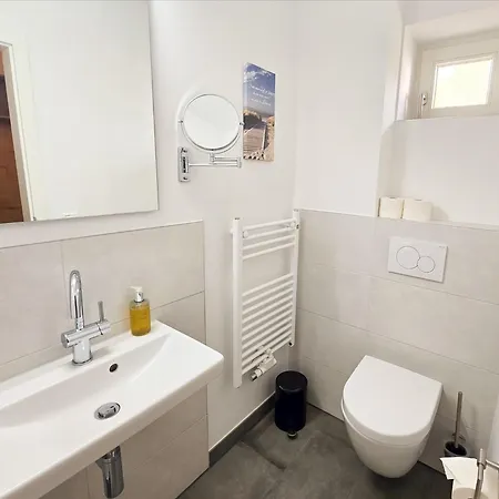 Rugana - Komfortplus Mit 2 Schlafzimmern Und Terrasse A06 Dranske