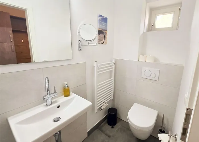 Rugana - Komfortplus Mit 2 Schlafzimmern Und Terrasse A06 德兰斯克