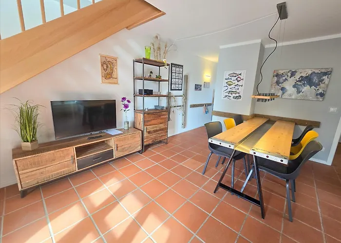 Rugana - Komfortplus Mit 2 Schlafzimmern Und Terrasse A06 * 德兰斯克